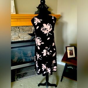 Sleeveless Dress by Laura